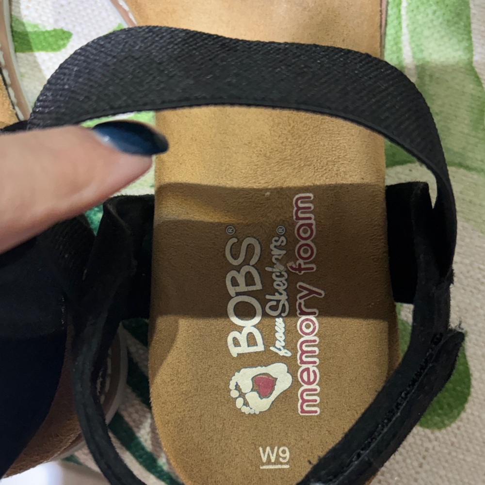 Bob’s from Skechers Stylish Black Sandals for Women - Picture 2 of 3